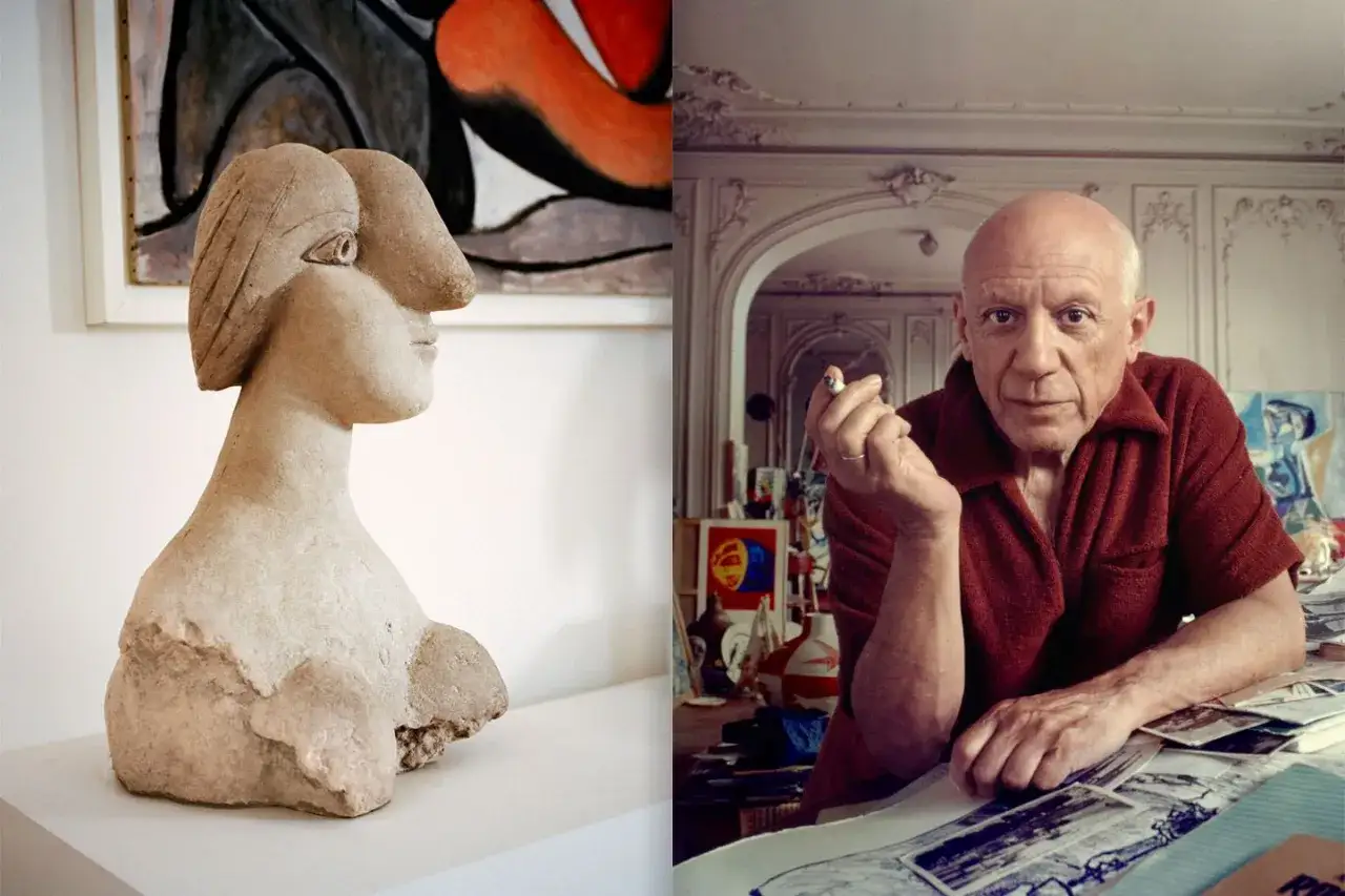 Pablo Picasso z papierosem w dłoni, obok rzeźby inspirowanej jego wnukami.